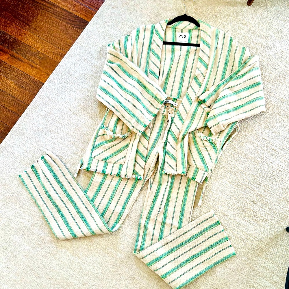 Zara Retro pants with kimono top